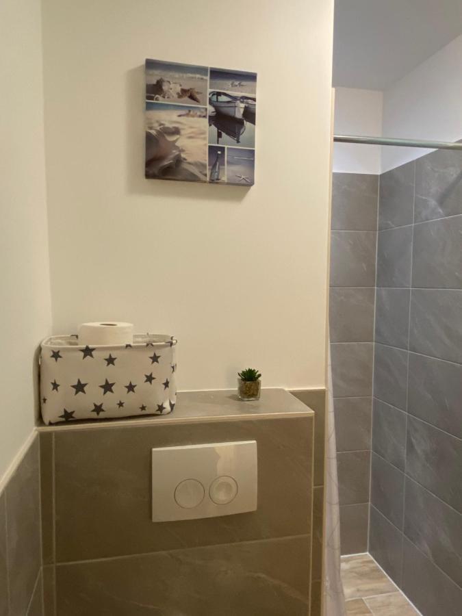Appartement 1 Mit Kueche Und Neuem Bad, Frisch Saniert Friedrichskoog Exteriér fotografie