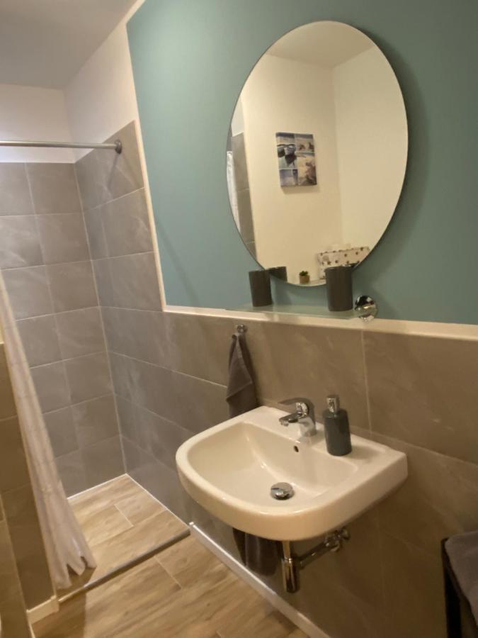 Appartement 1 Mit Kueche Und Neuem Bad, Frisch Saniert Friedrichskoog Exteriér fotografie